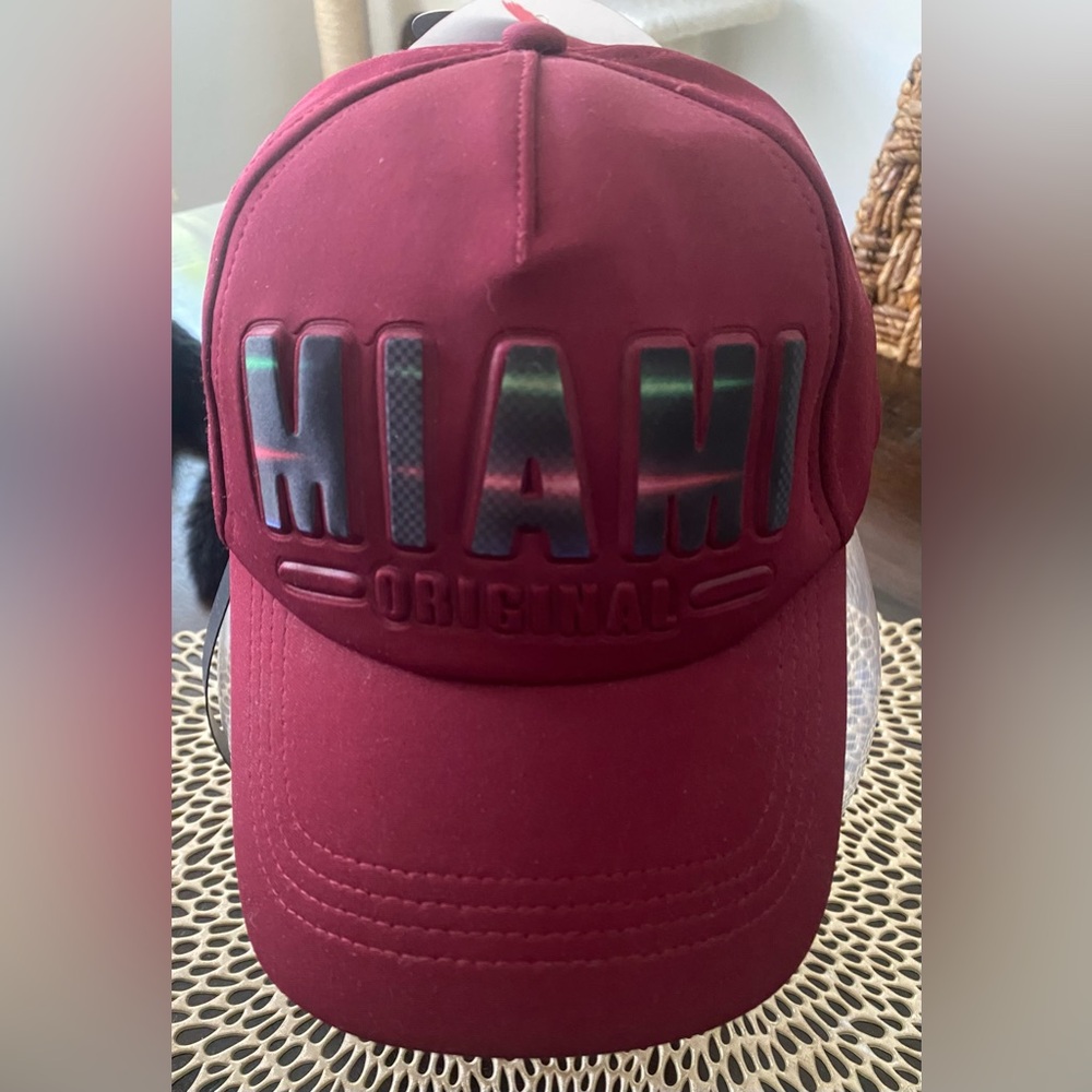 Miami Original Unisex Robin Ruth Baseball Cap~~Adjustsble~~NWT~~